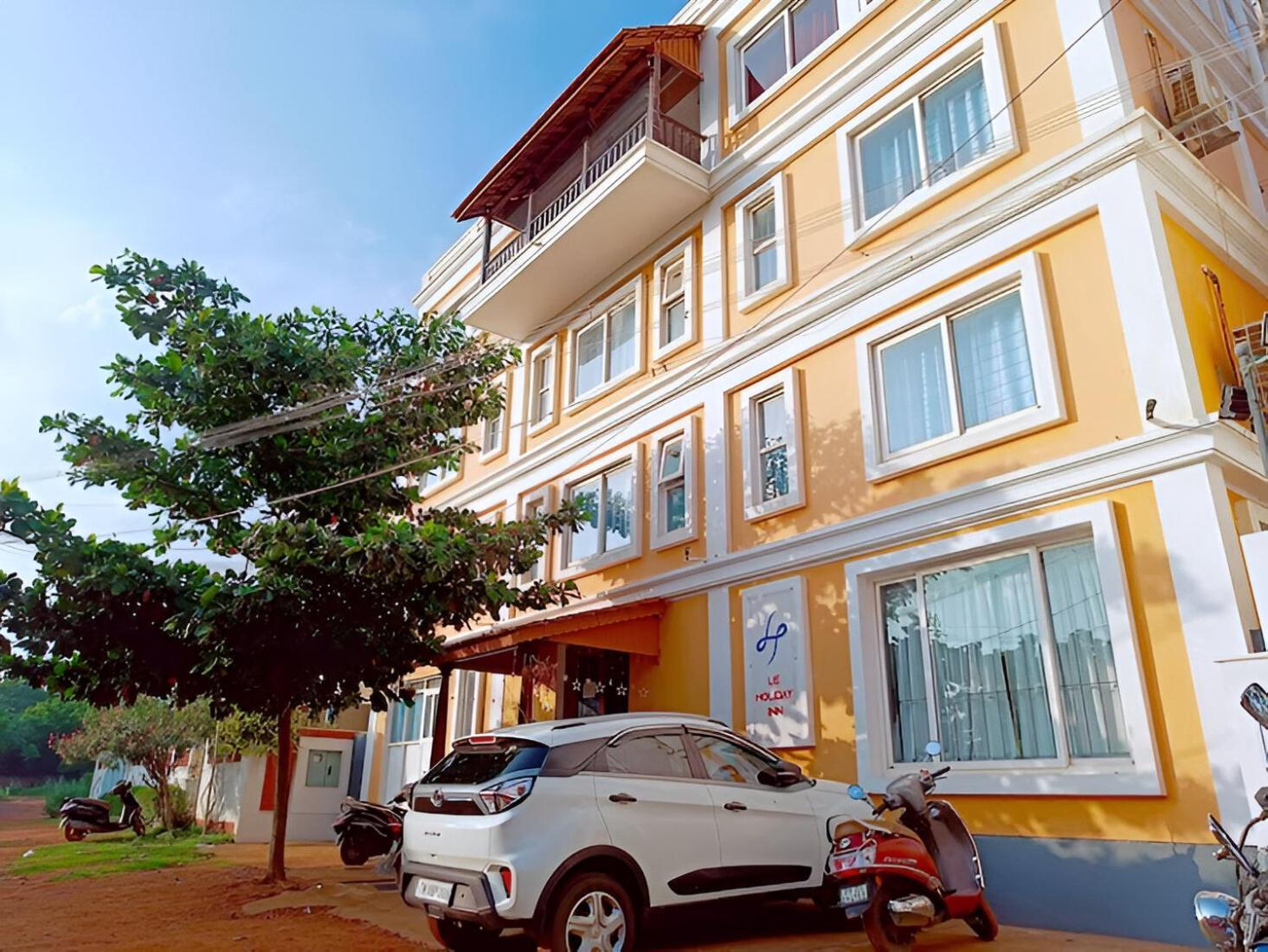 Le Holiday Inn Pondicherry Exterior foto