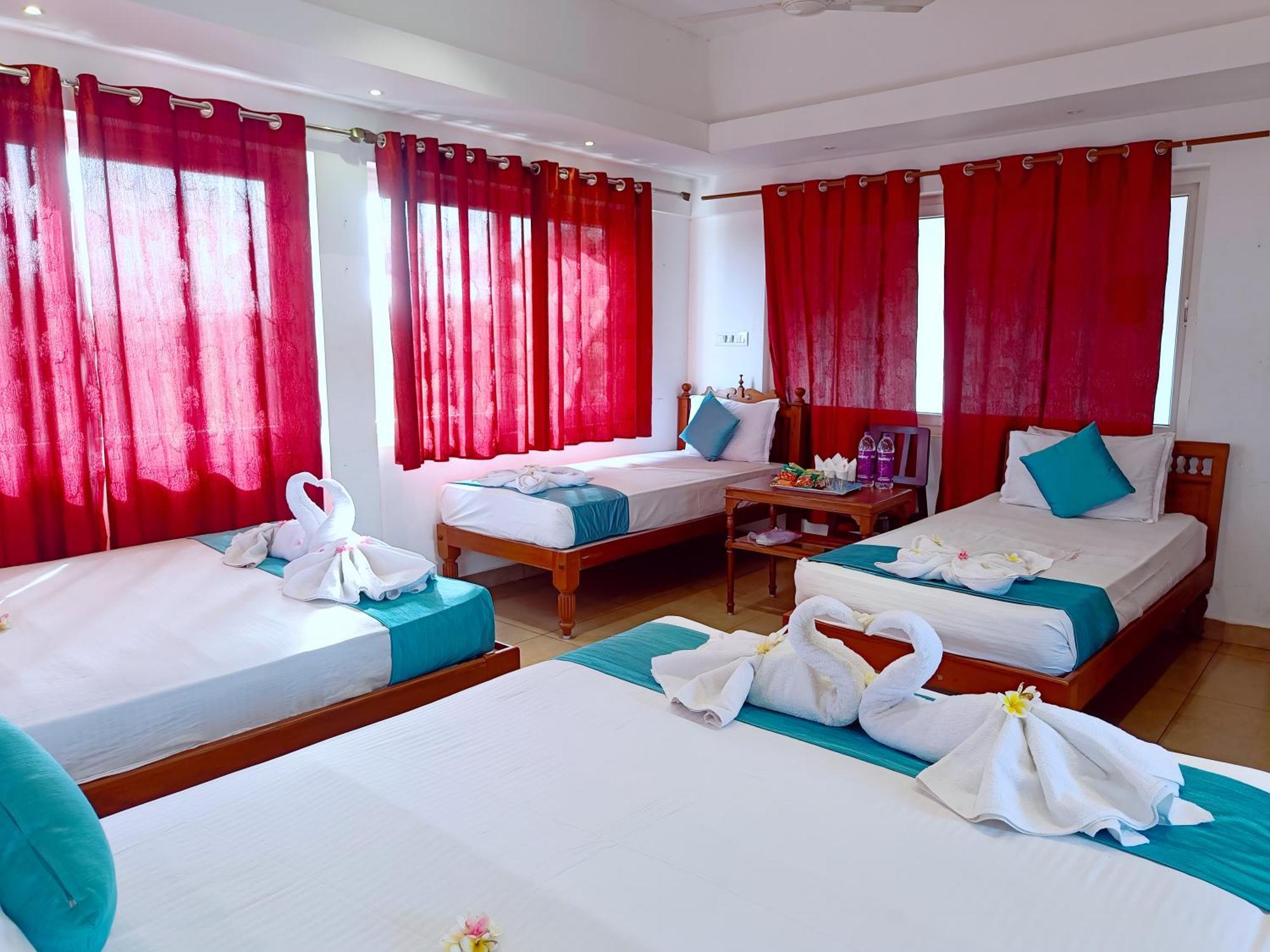 Le Holiday Inn Pondicherry Exterior foto