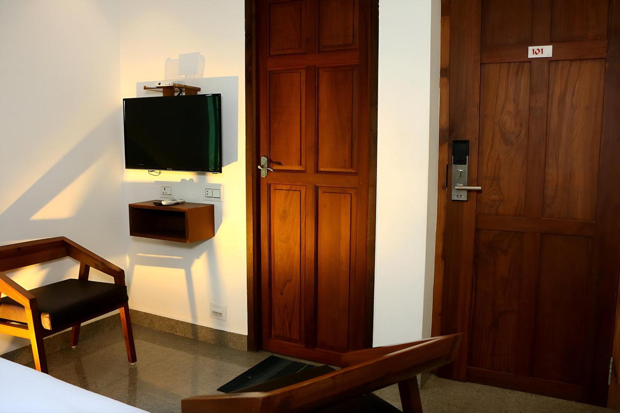 Le Holiday Inn Pondicherry Exterior foto