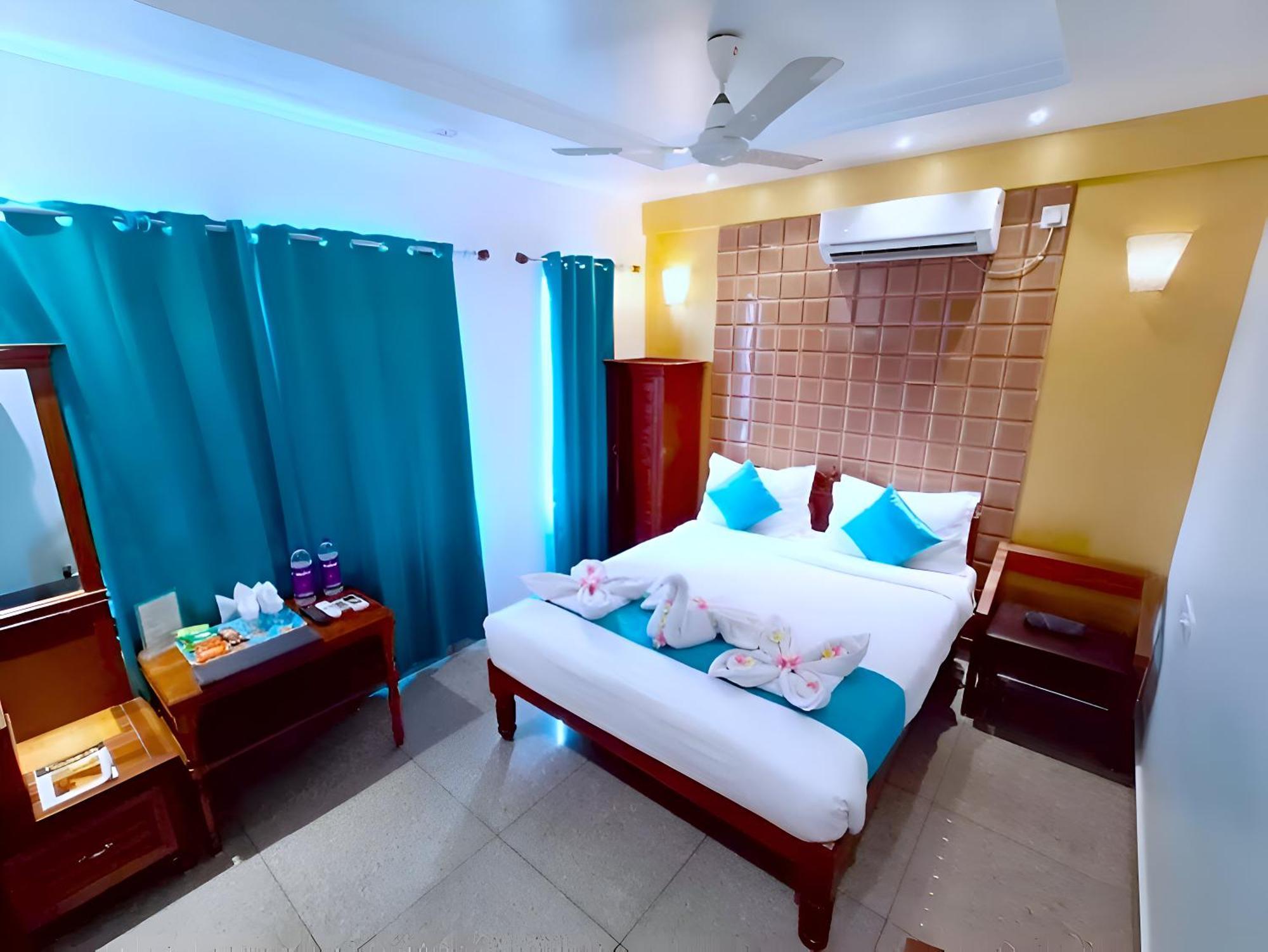 Le Holiday Inn Pondicherry Exterior foto