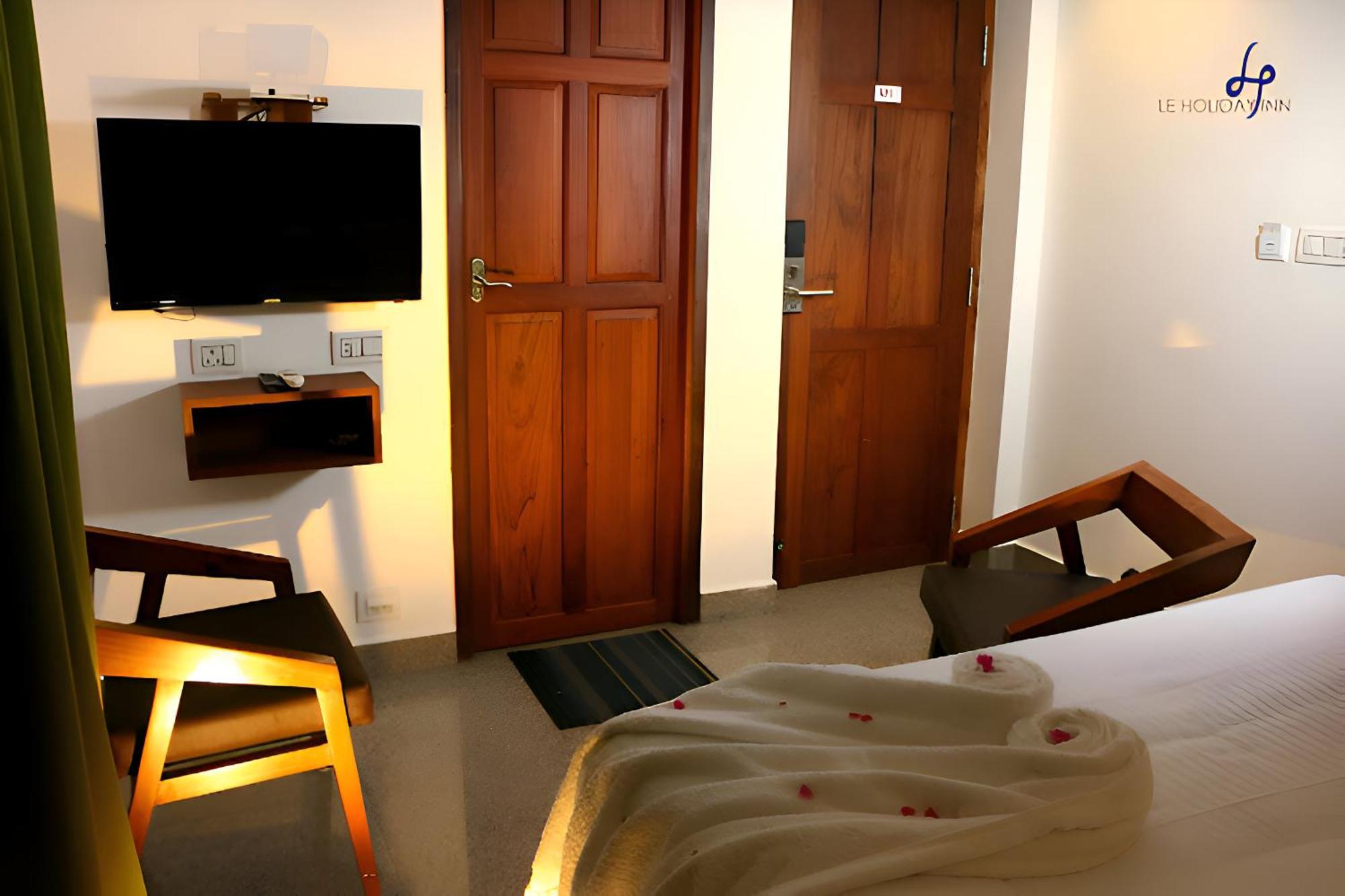 Le Holiday Inn Pondicherry Exterior foto